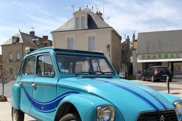 Guided Tour in an Old Convertible Car on the Côte de Nacre - Photo 1 of 22