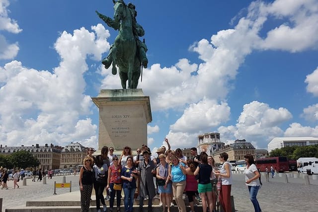 historical-treasure-hunt-in-the-city-of-versailles_1