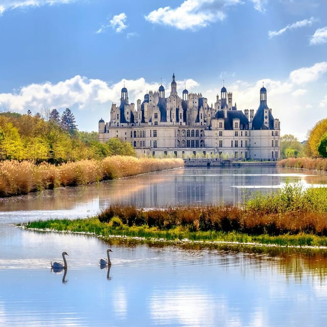 Loire Valley Castles: Day Trip from Paris with Wine Tasting - Photo 1 of 15