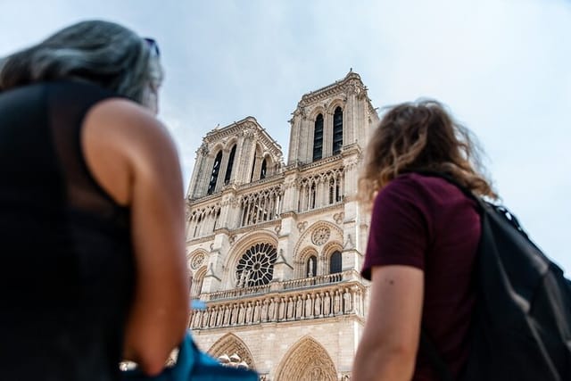 Amazing Ph by Sabine at the Notre Dame Cathedral