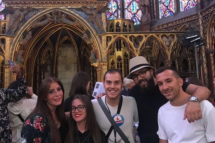 Notre Dame Quartier Sainte-Chapelle & Conciergerie 2H Private Tour in Paris - Photo 1 of 6