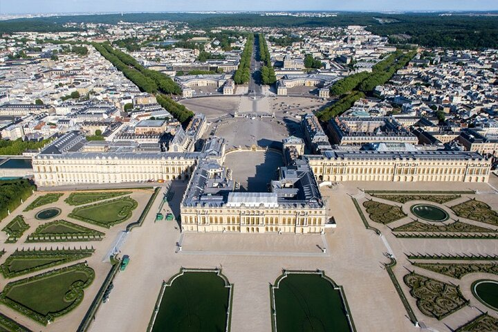 One-day transport to Versailles with pick-up from Le Havre - Photo 1 of 9