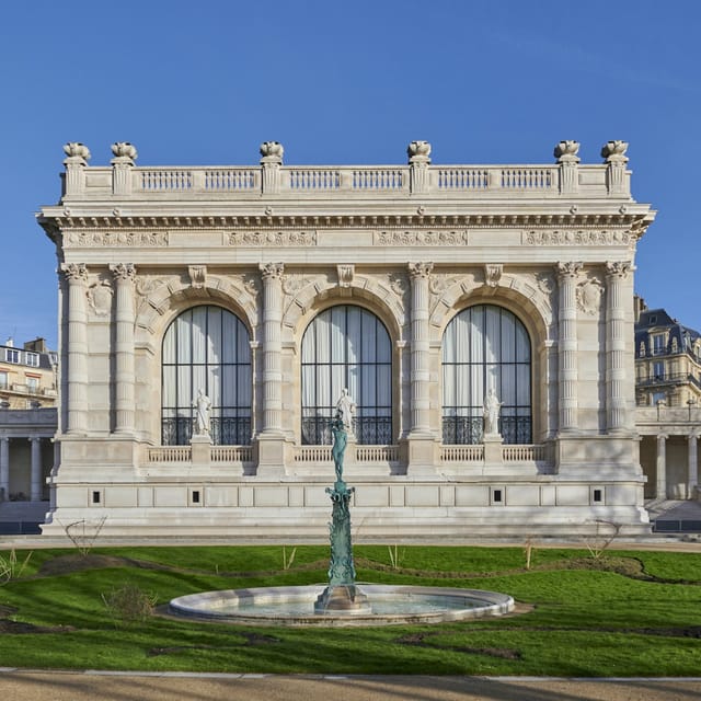 Palais Galliera – Paris Fashion Museum: Fashion on the Move #2 - Photo 1 of 3