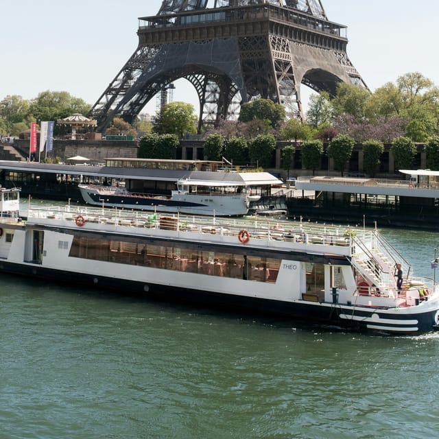 Paris: Trattoria Dinner Cruise - Photo 1 of 9