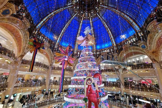 Christmas dome of Galeries Lafayette, Haussmann, Paris