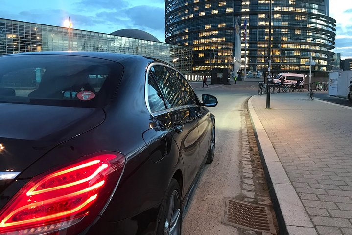 Personal taxi driver Strasbourg <=> Paris Charles de Gaulle Airport (CDG) - Photo 1 of 8