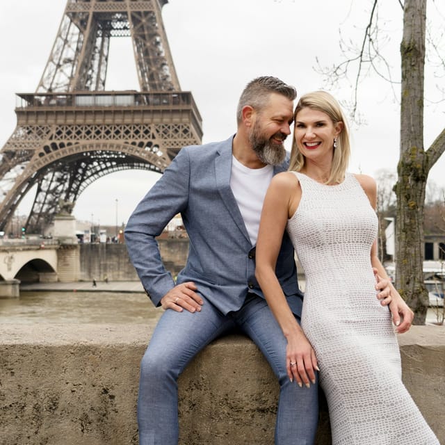 paris-professional-photoshoot-at-eiffel-tower-30-minutes_1