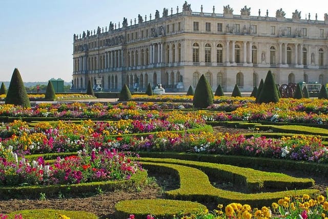 Private 3-hour Tour in Versailles with Official Tour Guide - Photo 1 of 6