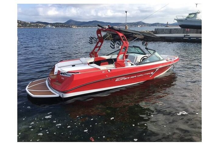 Private Boat Tour: an Amazing Super Air Nautique in Saint Tropez - Photo 1 of 9