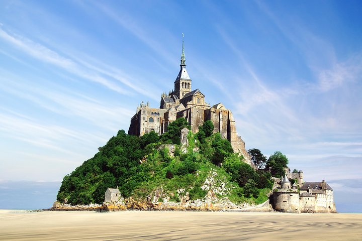 Private Day Tour of Mont Saint-Michel from Caen