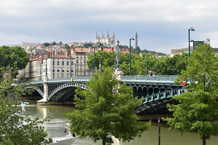 Private Direct Transfer From Toulon to Lyon - Photo 1 of 6