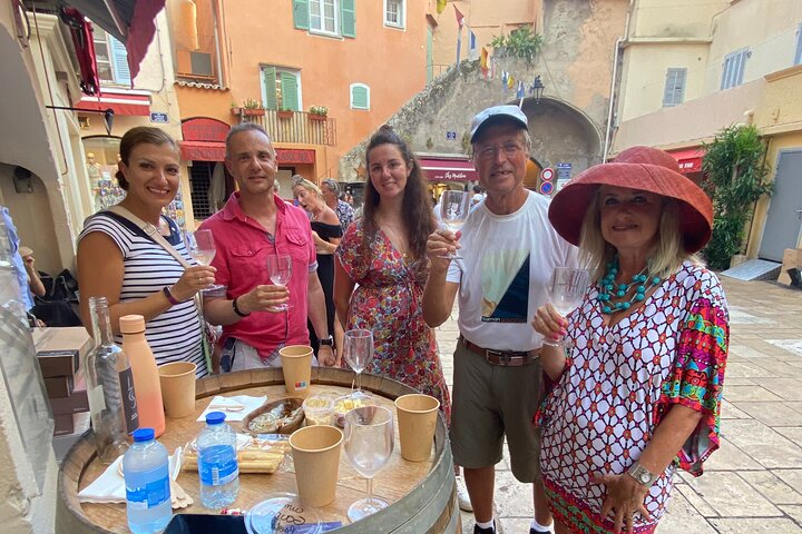 Private food tour of Saint Tropez with your tropezienne guide in St Tropez Pelago