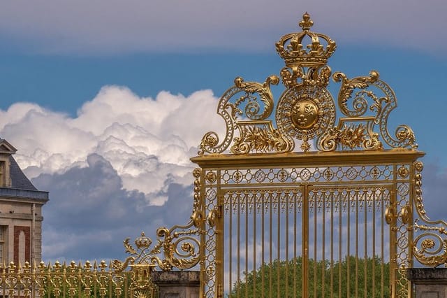 Private Guided Family Tour of Versailles Palace  - Photo 1 of 6