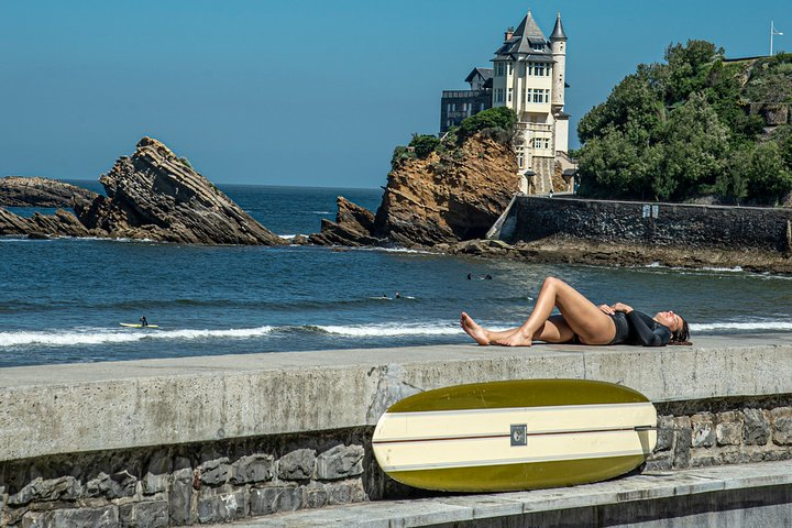 BIARRITZ, BELZA villa, end of session.