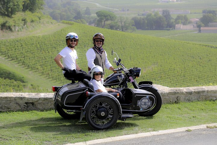 Private ride in the vineyards and wine tasting from Saint-Emilion - Photo 1 of 7