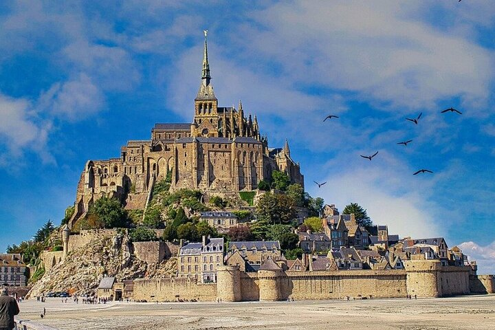 Private Tour to Mont Saint Michel with Tickets to Abbey  - Photo 1 of 6