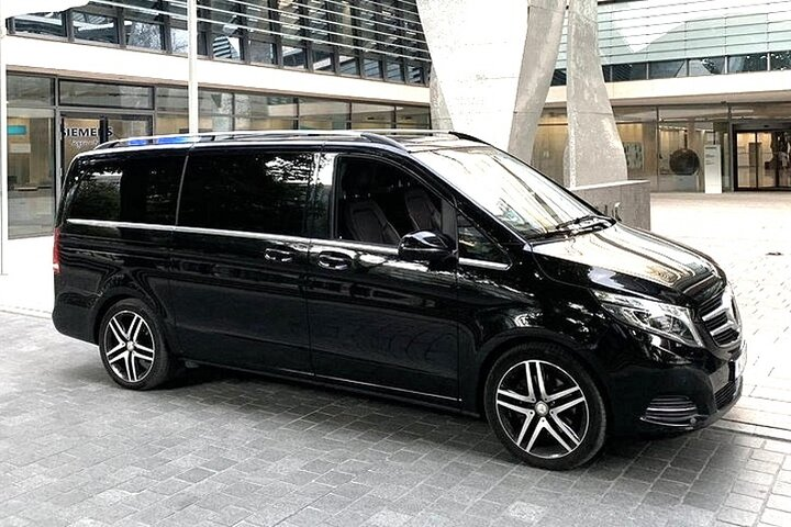 Private Transfer: Lourdes to Toulouse Airport TLS in Luxury Van - Photo 1 of 6