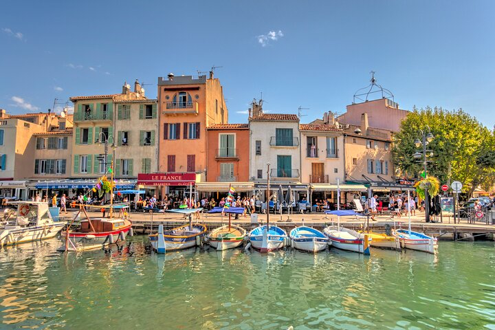 Cassis village