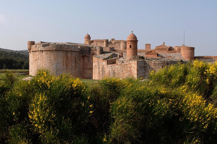 Fort de Salses, contre-garde nord-ouest et bastillon nord-ouest © Philippe Berthé Centre des monuments nationaux