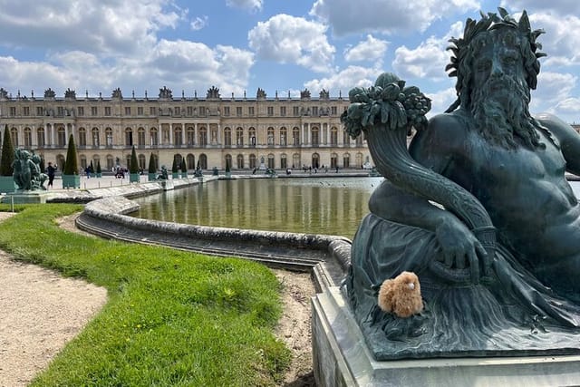 Versailles half day Private tour: Trianons & Gardens included - Photo 1 of 10