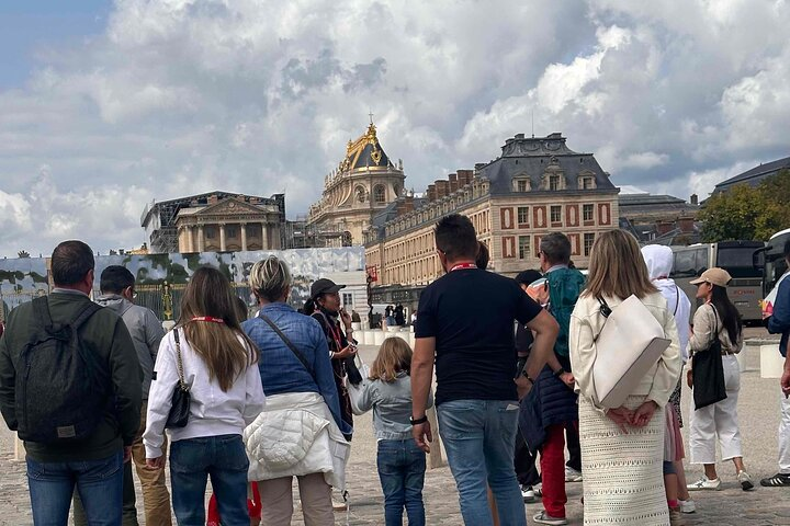 Versailles Palace Skip the Line Guided Tour with Gardens Access - Photo 1 of 12