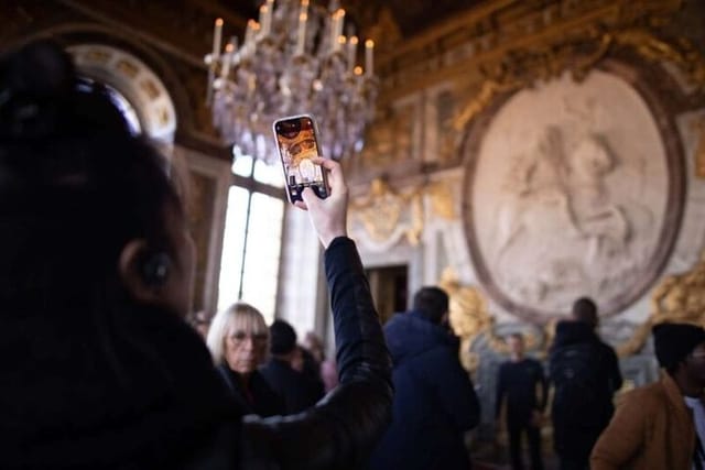 Versailles Royal Palace & Gardens Semi-Private Tour Max 6 People