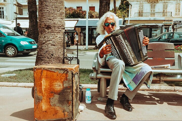 Walking Tour of Cannes for Couples - Photo 1 of 11