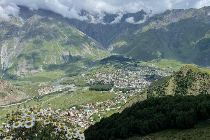 Shared Transfer from Kazbegi to Tbilisi - Photo 1 of 6