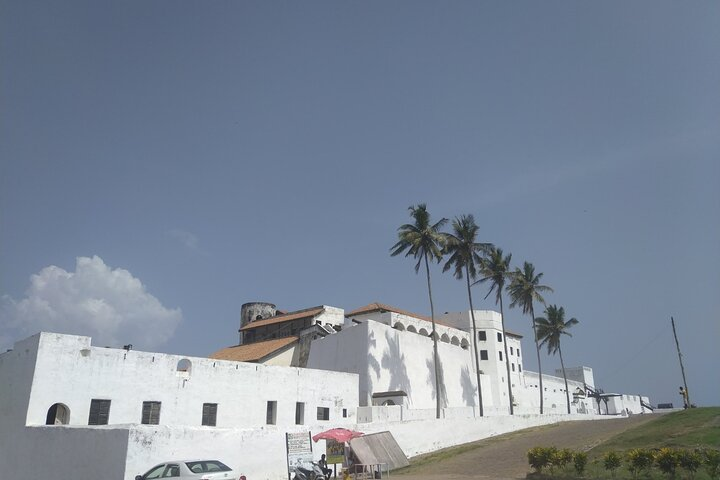 Elmina Guided Day Tour - Photo 1 of 8