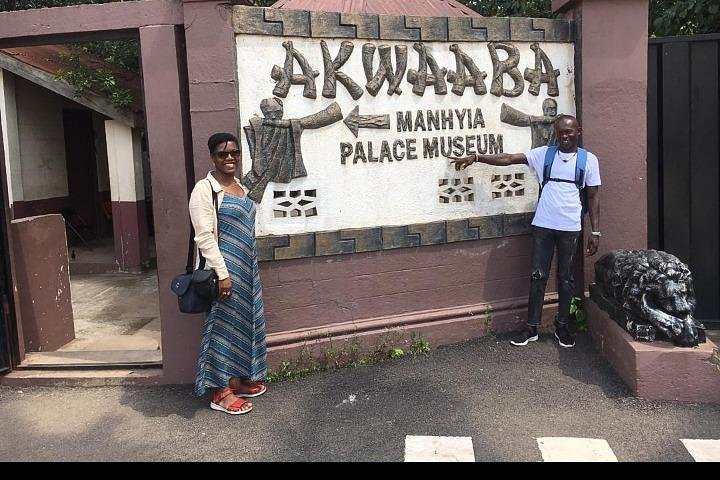 NICOLA FROM UNITED KINGDOM(U•K) WAS WAS MY GUEST FOR A CITY TOUR IN KUMASI.