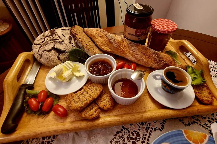 A Jazzy Breakfast in Thessaloniki at Dionisis and Eleni’s Home - Photo 1 of 8