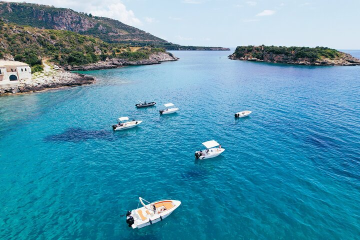 Mani Boats