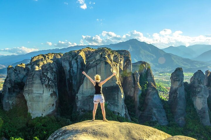 Full-Day Trip to Meteora from Thessaloniki - Photo 1 of 7