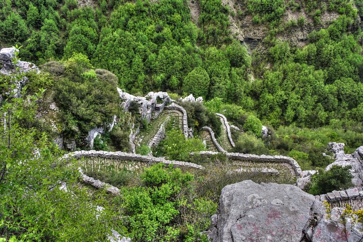 Hiking day at Beloi viewpoint of Vikos Gorge - Photo 1 of 9