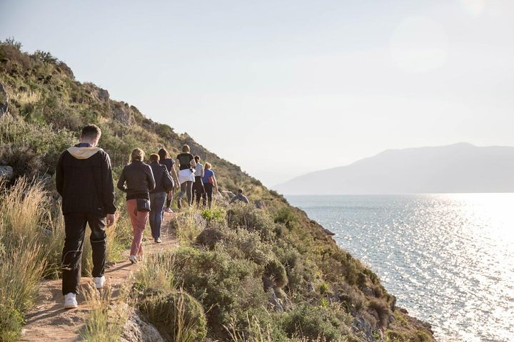 Hiking in coastal paths of Nafplio