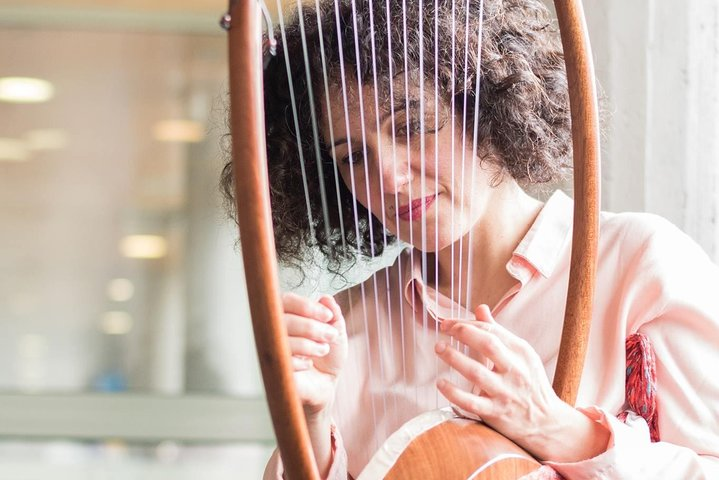 Learn an Ancient Music Instrument: The Lyre of Apollo - Photo 1 of 6