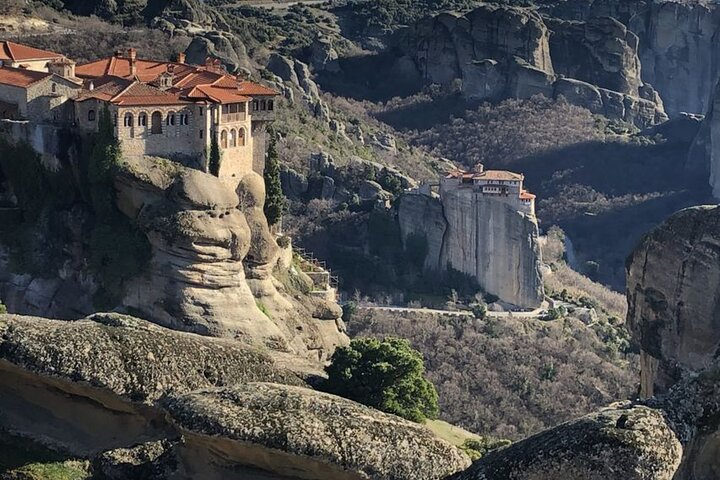 Local Agency - 1 day by Train Thessaloniki to Meteora in English or Spanish - Photo 1 of 25