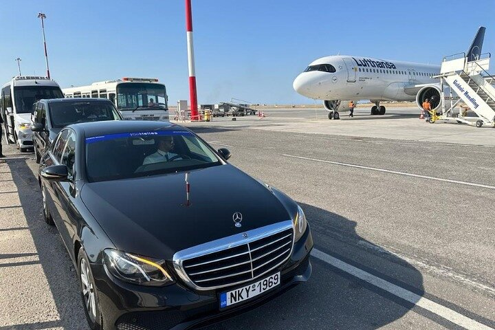 Private Arrival Transfer from Thessaloniki Airport  - Photo 1 of 7