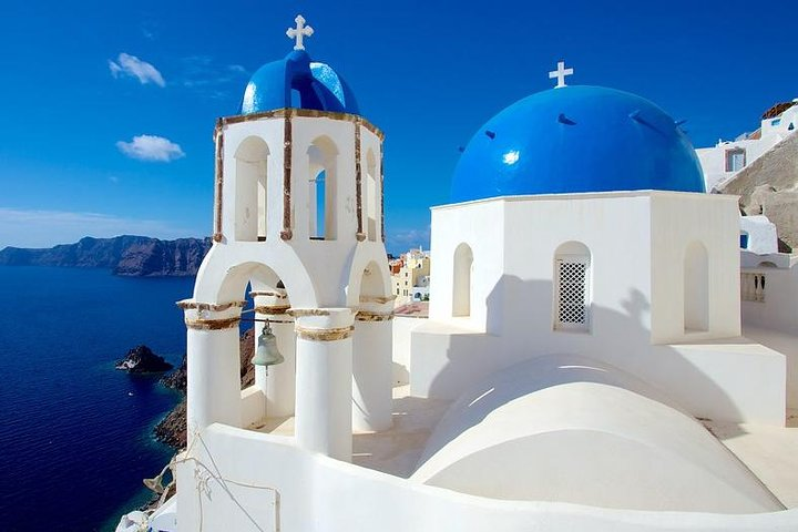 See the best of Santorini