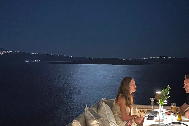 Romantic Deluxe Lunch or Dinner in Oia with VIP Private Transportation - Photo 1 of 11