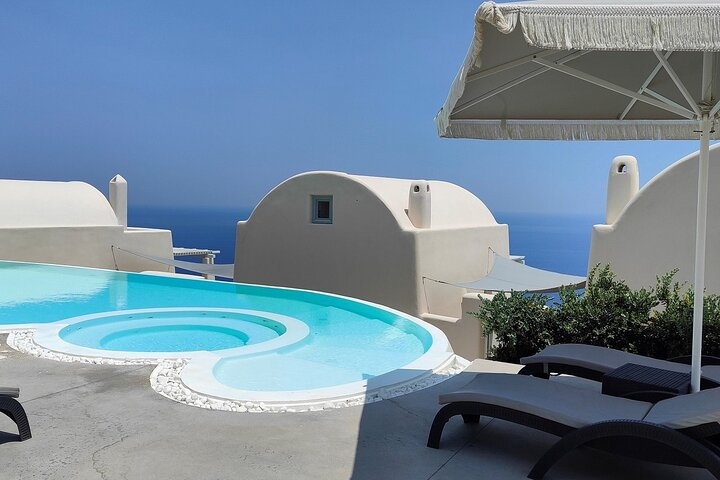 Santorini: Couples Massage & Day Pool, Jacuzzi, Gym access, wine - Photo 1 of 17