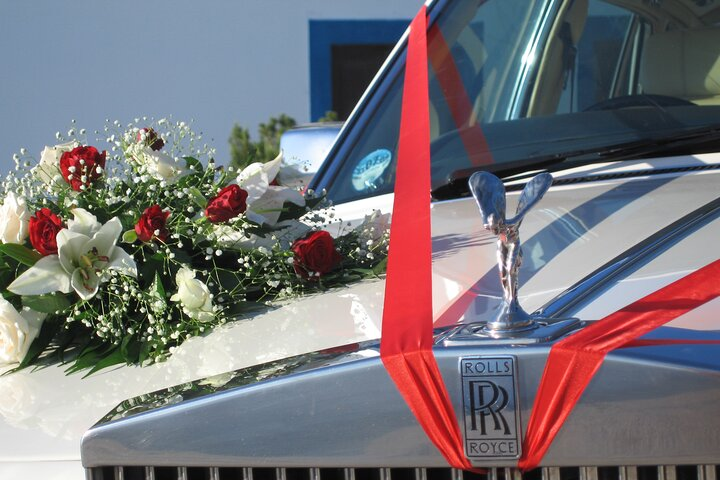 Santorini Unique Wedding Car Service By Rolls Royce Silver Spirit 1982 - Photo 1 of 3