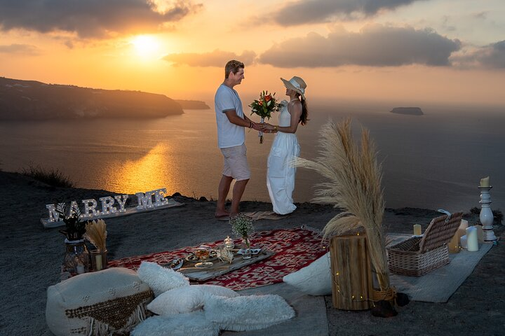 Wedding Proposal Sunset Private Picnic in Santorini - Photo 1 of 17