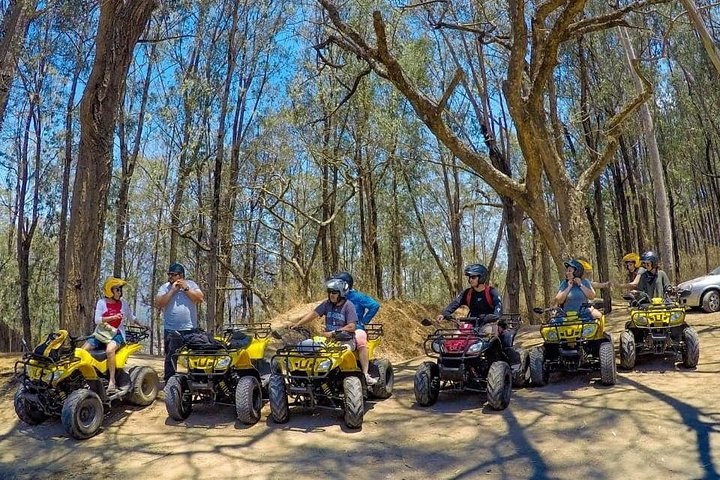 The parking lot at Cerro de la Cruz 