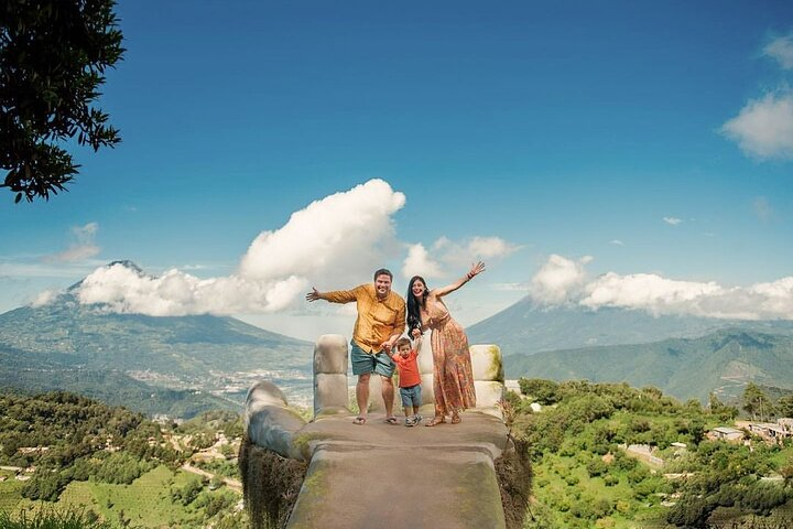 Antigua, Hobbitenago and Altamira Parks from Quetzal Port - Photo 1 of 6