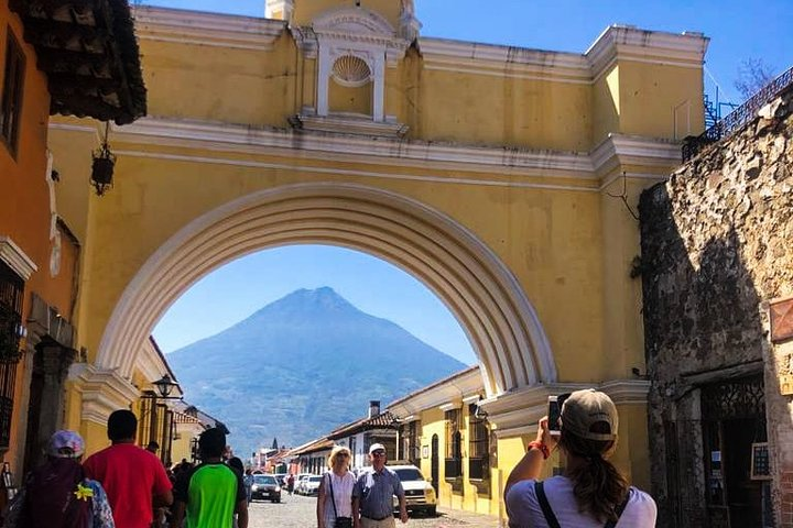 Arch of Santa Catarina