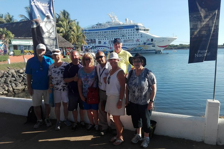  LA ANTIGUA Hop On Hop Off from Puerto Quetzal (Group) - Photo 1 of 10