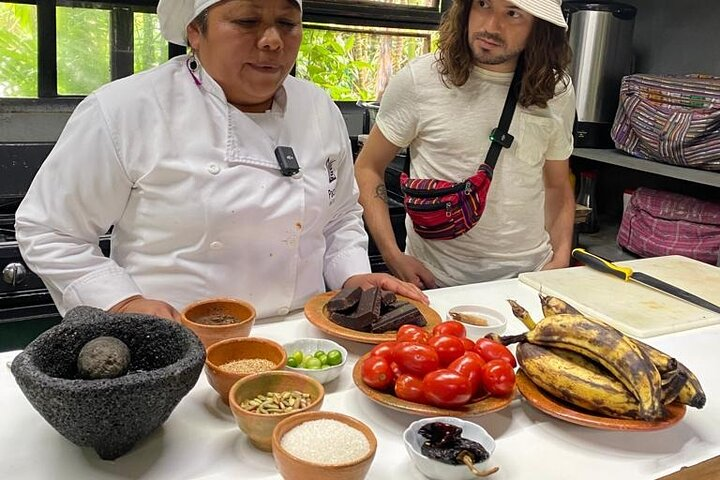 Private Cooking Class of Typical Guatemalan Dishes - Photo 1 of 2