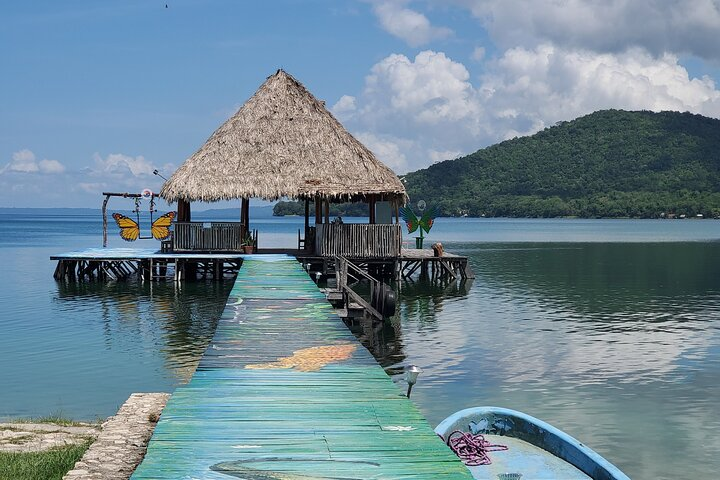 Pier El Remate Petén