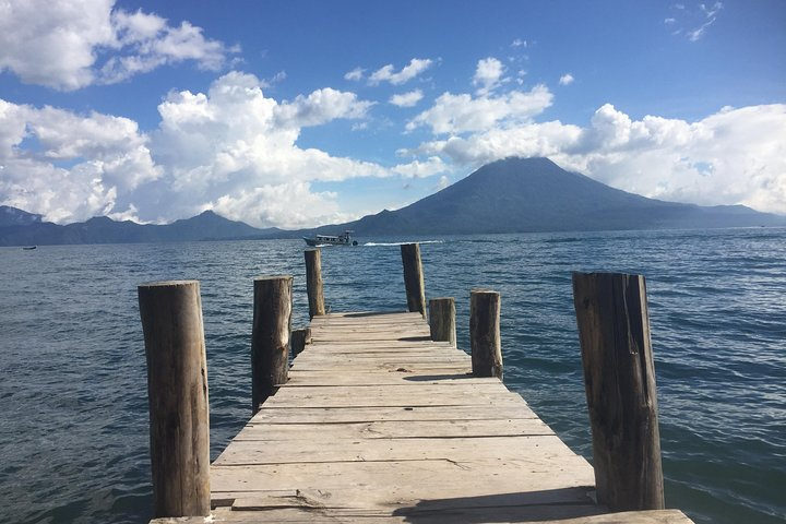 Shared shuttle - between Antigua and San Pedro  - Photo 1 of 2